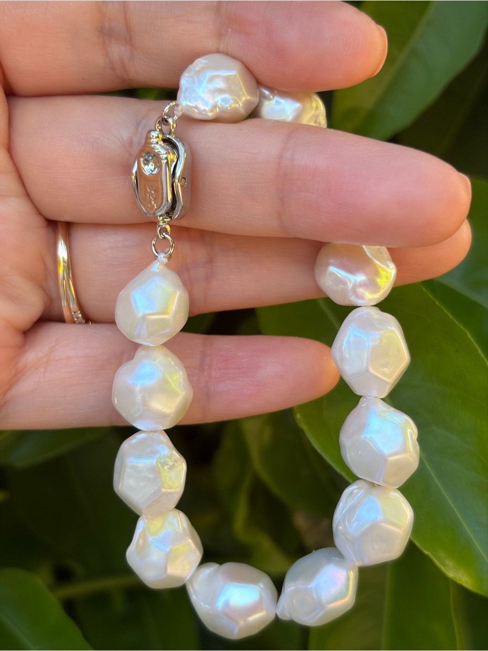 Elegant Diamond shape Pearl high quality Bracelet - size 7